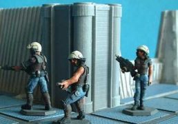 3cm x 3cm Square Pillar with Pipes x2