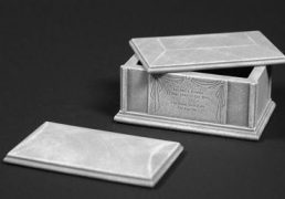 Tomb with Alternate Lids